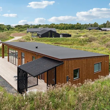 4 Bedroom Awesome In Holiday home Bindslev