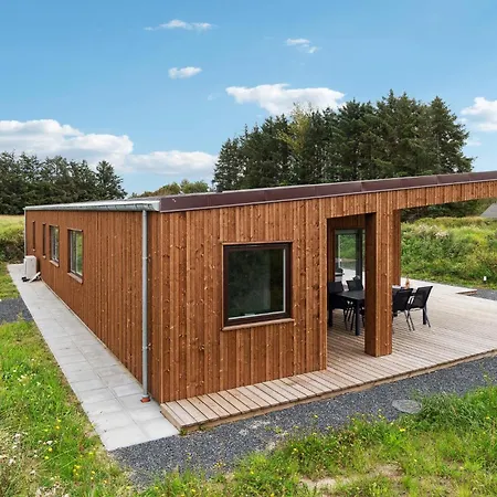 度假居 4 Bedroom Awesome In Bindslev