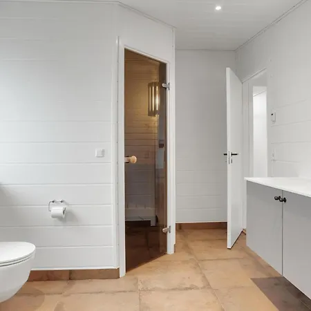 4 Bedroom Awesome In * Bindslev